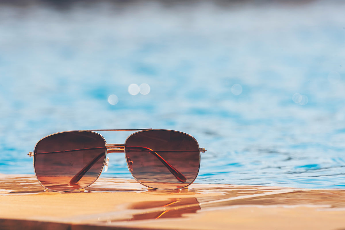 Contact Lenses and Water: Swimming, Showering and the Surf