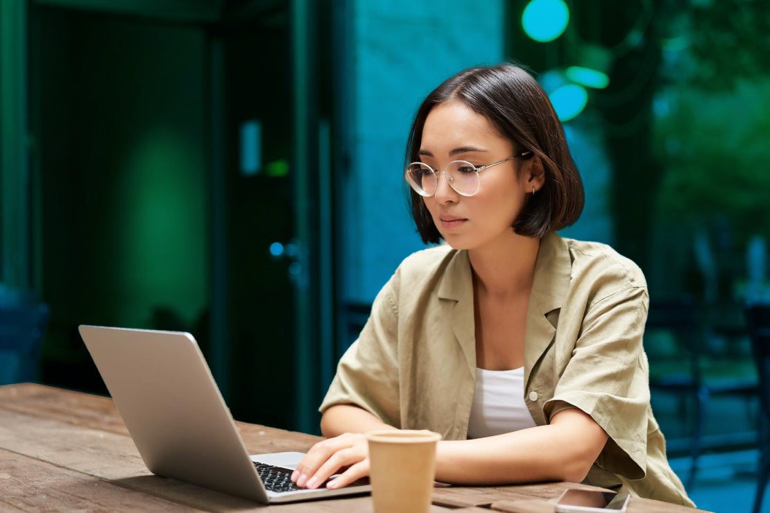 What Are Blue Light Glasses?